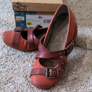 OTBT Women's Park Hills Flats